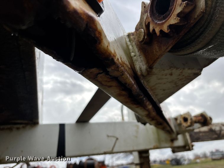 image for item FG0127 2008 Brooks Brothers pole trailer