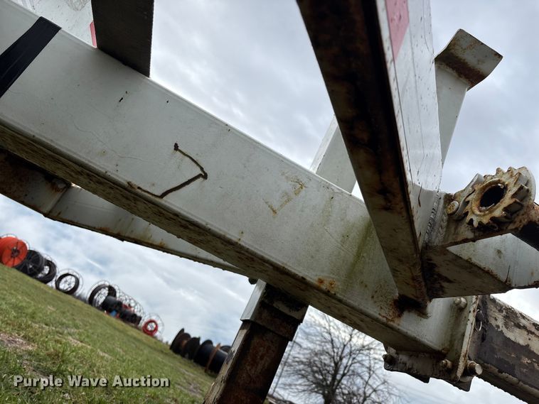 image for item FG0127 2008 Brooks Brothers pole trailer