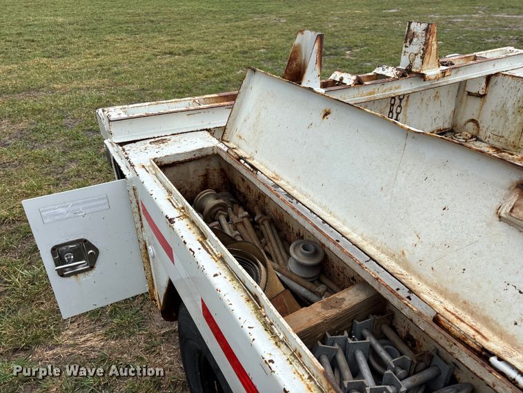 image for item FG0127 2008 Brooks Brothers pole trailer