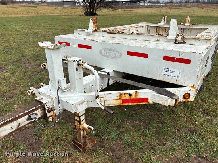 image for item FG0127 2008 Brooks Brothers pole trailer