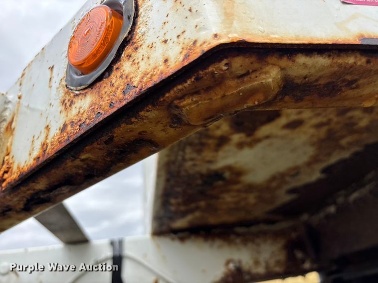 image for item FG0127 2008 Brooks Brothers pole trailer