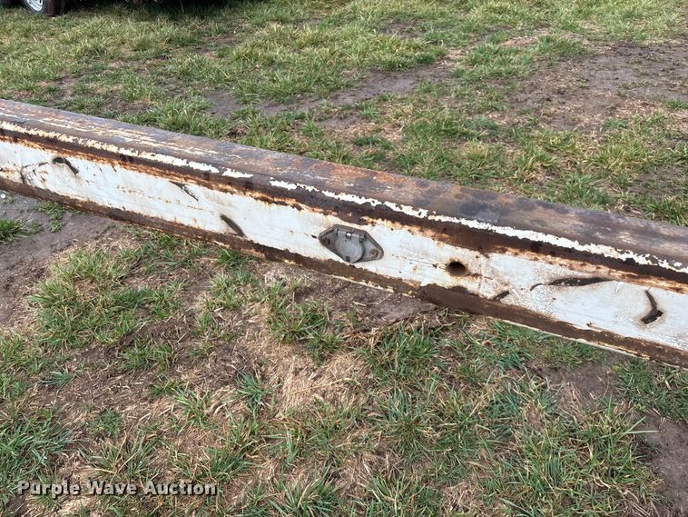 image for item FG0127 2008 Brooks Brothers pole trailer