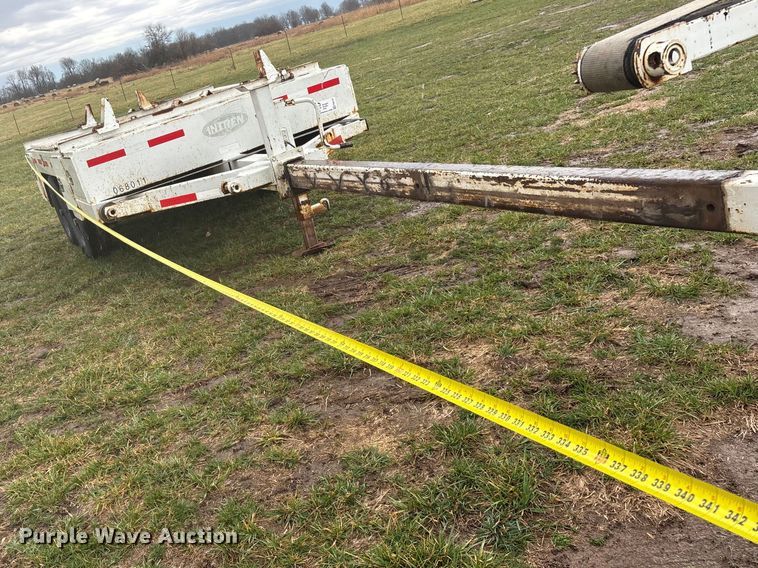 image for item FG0127 2008 Brooks Brothers pole trailer