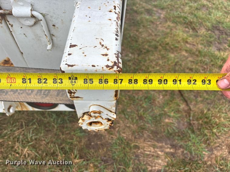 image for item FG0127 2008 Brooks Brothers pole trailer