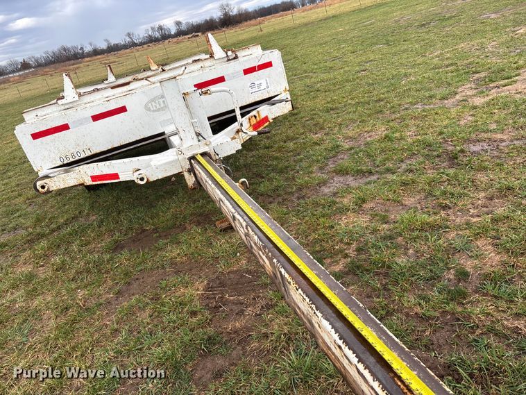 image for item FG0127 2008 Brooks Brothers pole trailer