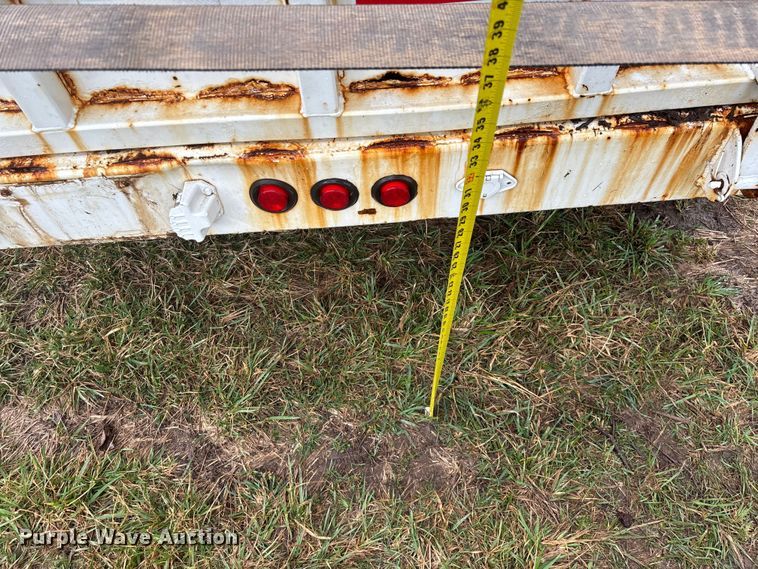 image for item FG0127 2008 Brooks Brothers pole trailer