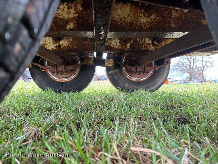 image for item FG0127 2008 Brooks Brothers pole trailer