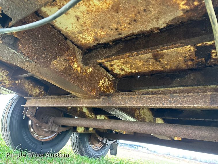 image for item FG0127 2008 Brooks Brothers pole trailer