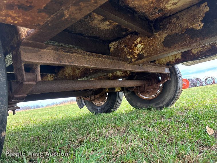 image for item FG0127 2008 Brooks Brothers pole trailer