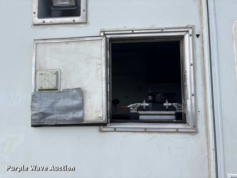 image for item FG2649 2005 Coach Craft fiber optic splicing trailer