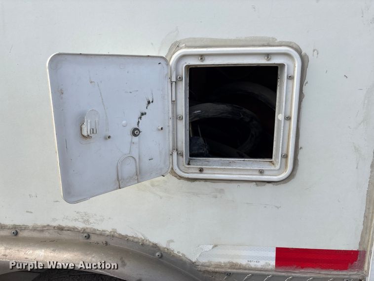 image for item FG2649 2005 Coach Craft fiber optic splicing trailer