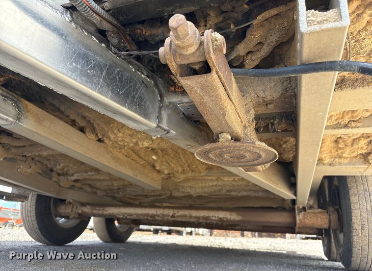 image for item FG2649 2005 Coach Craft fiber optic splicing trailer