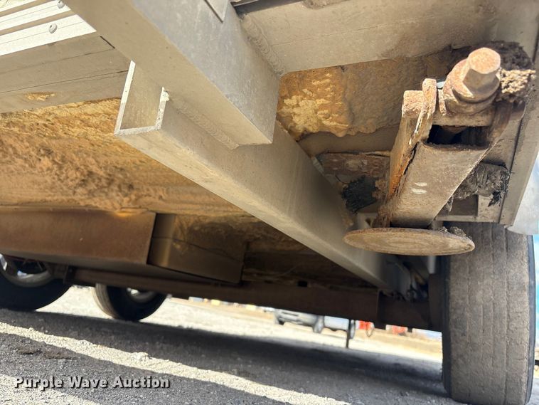 image for item FG2649 2005 Coach Craft fiber optic splicing trailer