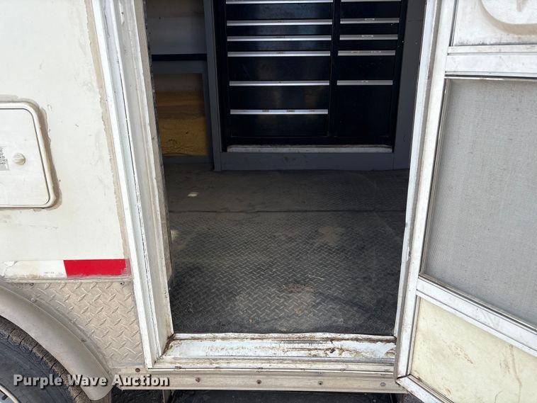 image for item FG2649 2005 Coach Craft fiber optic splicing trailer