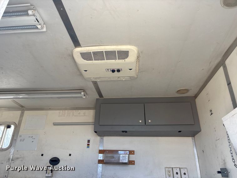 image for item FG2649 2005 Coach Craft fiber optic splicing trailer