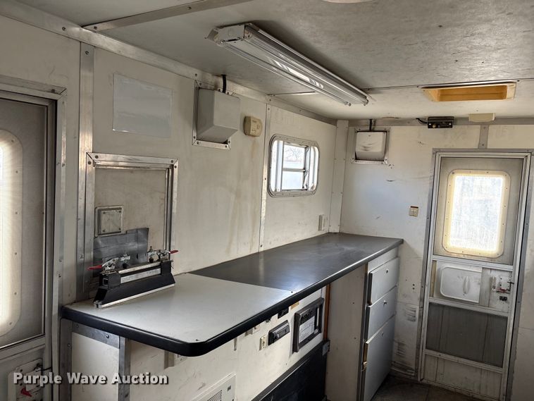 image for item FG2649 2005 Coach Craft fiber optic splicing trailer