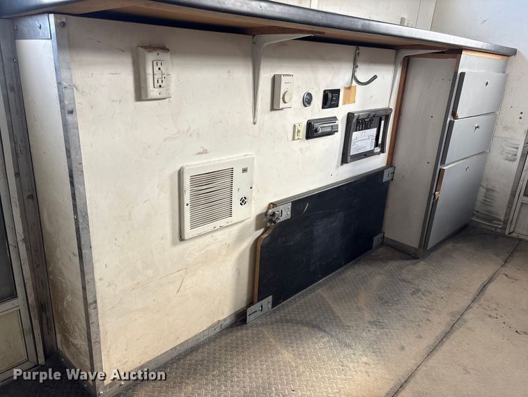 image for item FG2649 2005 Coach Craft fiber optic splicing trailer