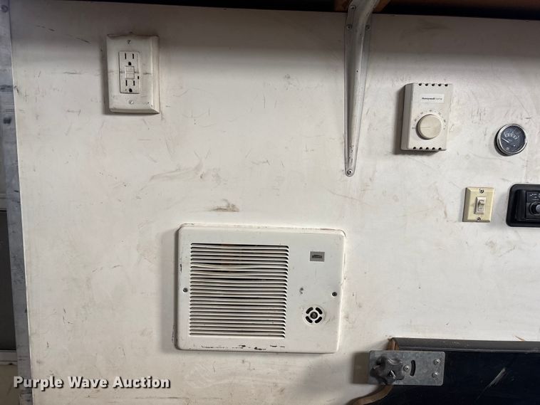 image for item FG2649 2005 Coach Craft fiber optic splicing trailer