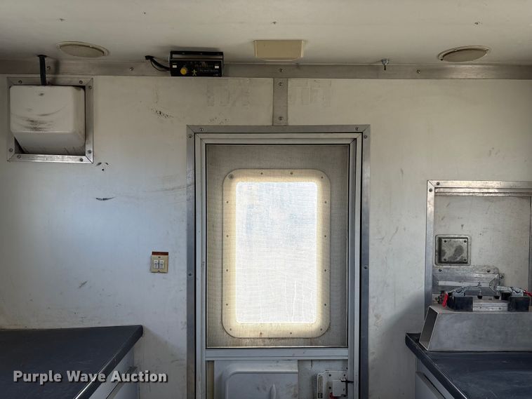 image for item FG2649 2005 Coach Craft fiber optic splicing trailer