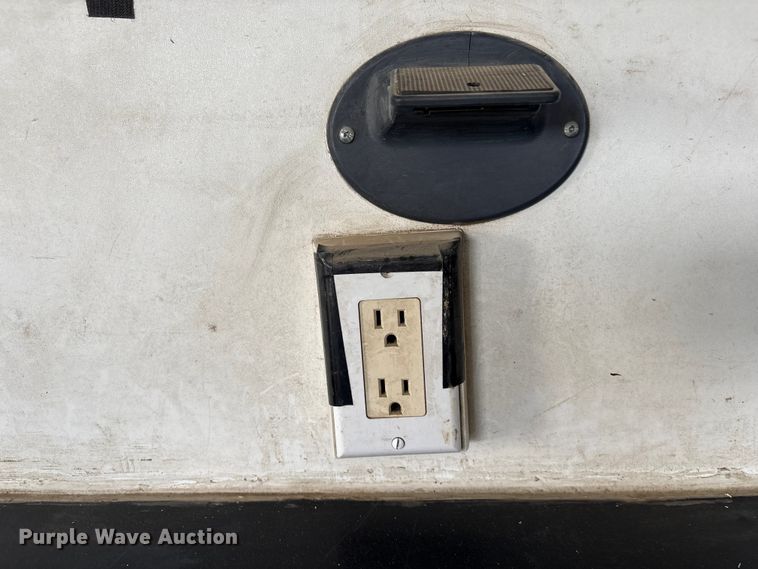 image for item FG2649 2005 Coach Craft fiber optic splicing trailer