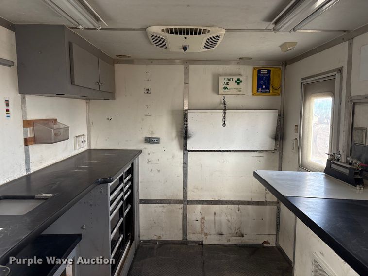 image for item FG2649 2005 Coach Craft fiber optic splicing trailer