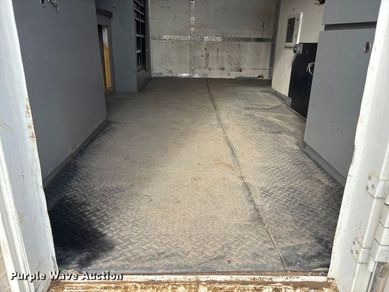 image for item FG2649 2005 Coach Craft fiber optic splicing trailer