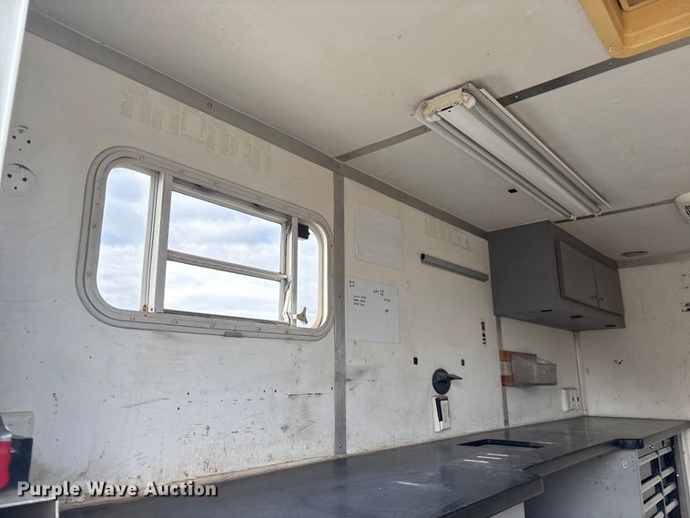 image for item FG2649 2005 Coach Craft fiber optic splicing trailer