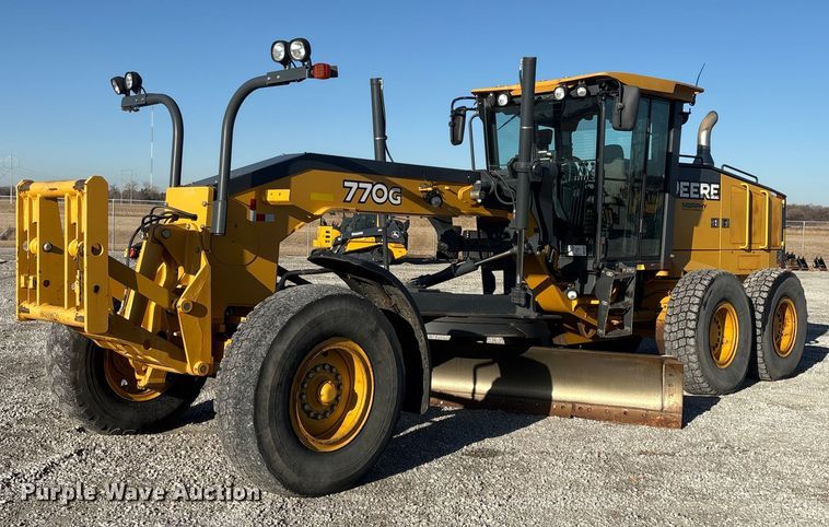 image for item FG2688 2012 John Deere 770G motor grader