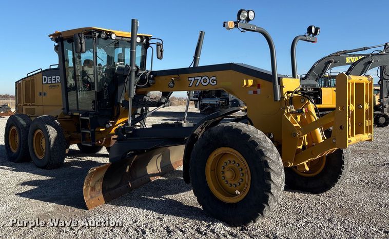 image for item FG2688 2012 John Deere 770G motor grader