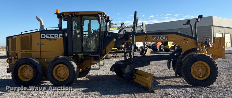 image for item FG2688 2012 John Deere 770G motor grader
