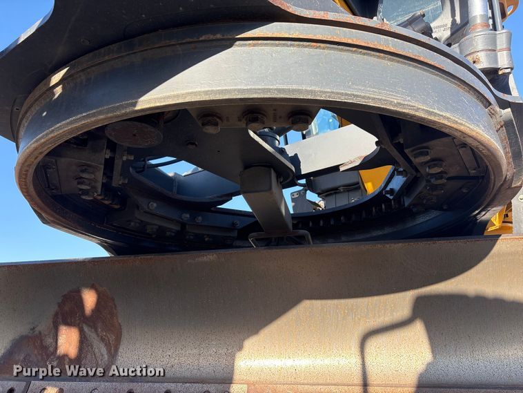 image for item FG2688 2012 John Deere 770G motor grader