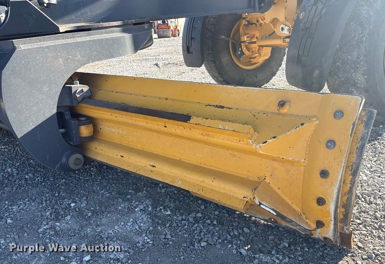 image for item FG2688 2012 John Deere 770G motor grader