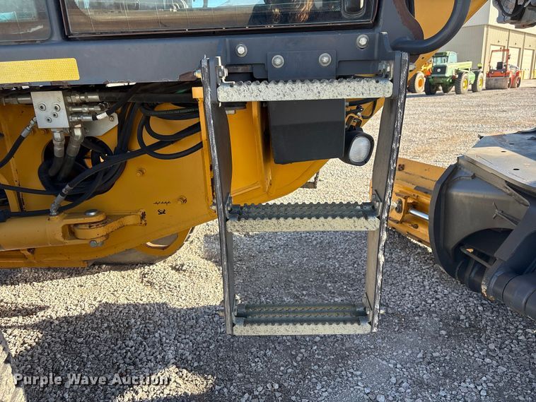 image for item FG2688 2012 John Deere 770G motor grader