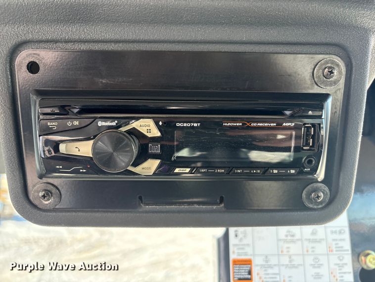 image for item FG2688 2012 John Deere 770G motor grader