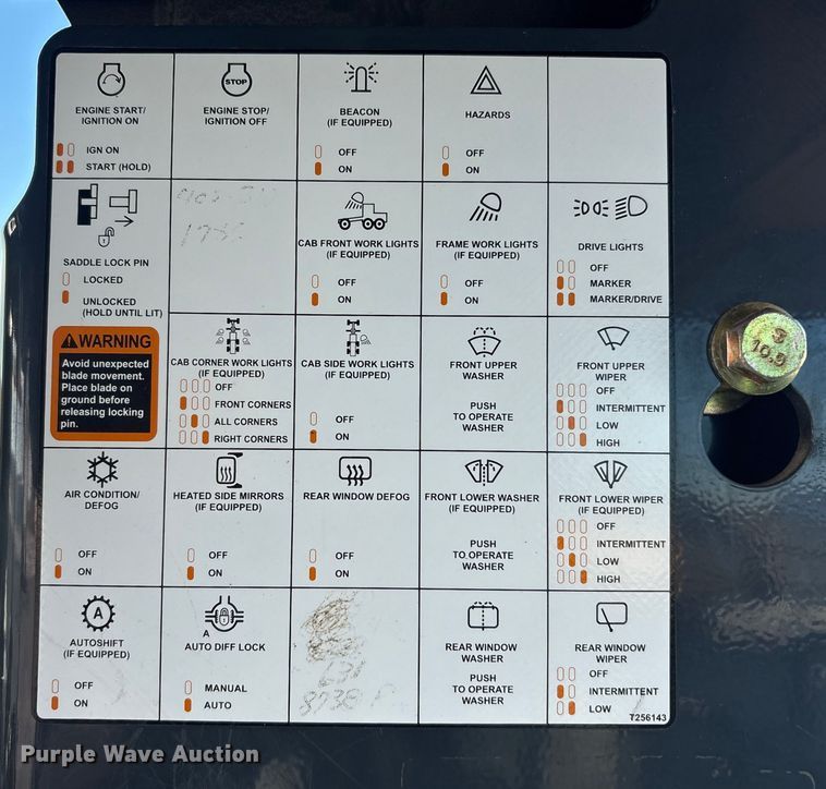 image for item FG2688 2012 John Deere 770G motor grader