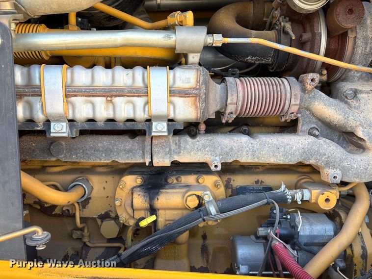 image for item FG2688 2012 John Deere 770G motor grader