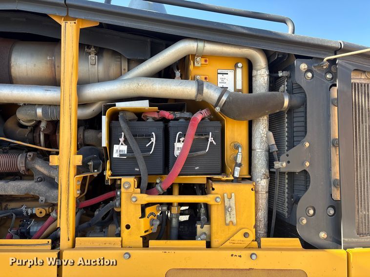 image for item FG2688 2012 John Deere 770G motor grader