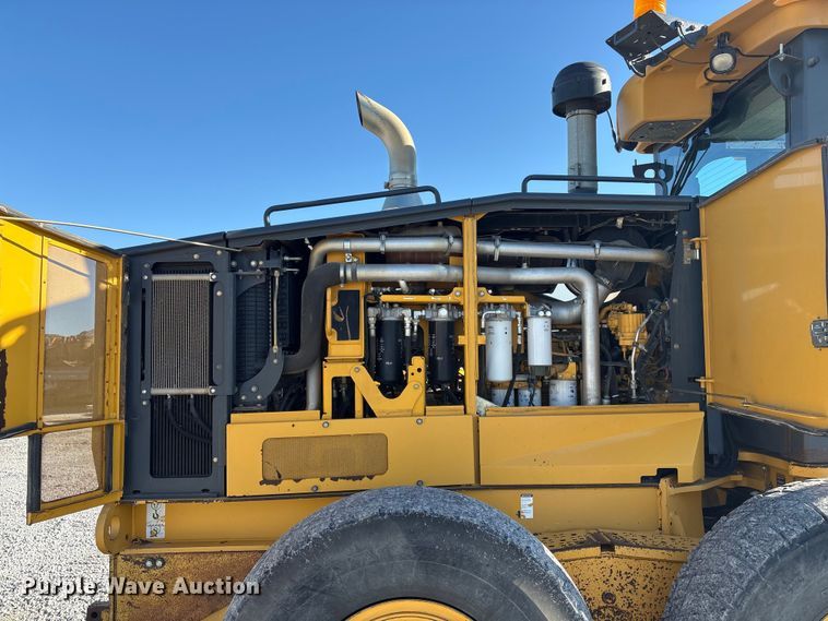 image for item FG2688 2012 John Deere 770G motor grader