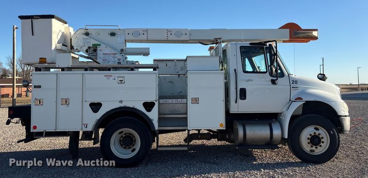 image for item FG2694 2012 International 4300 bucket truck