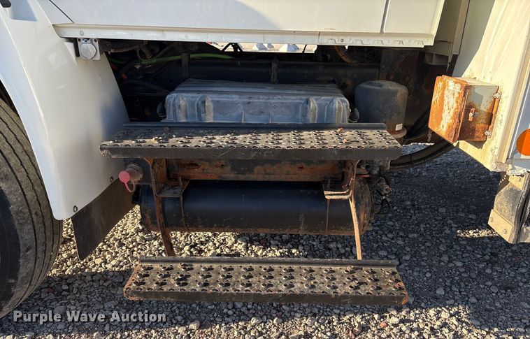 image for item FG2694 2012 International 4300 bucket truck