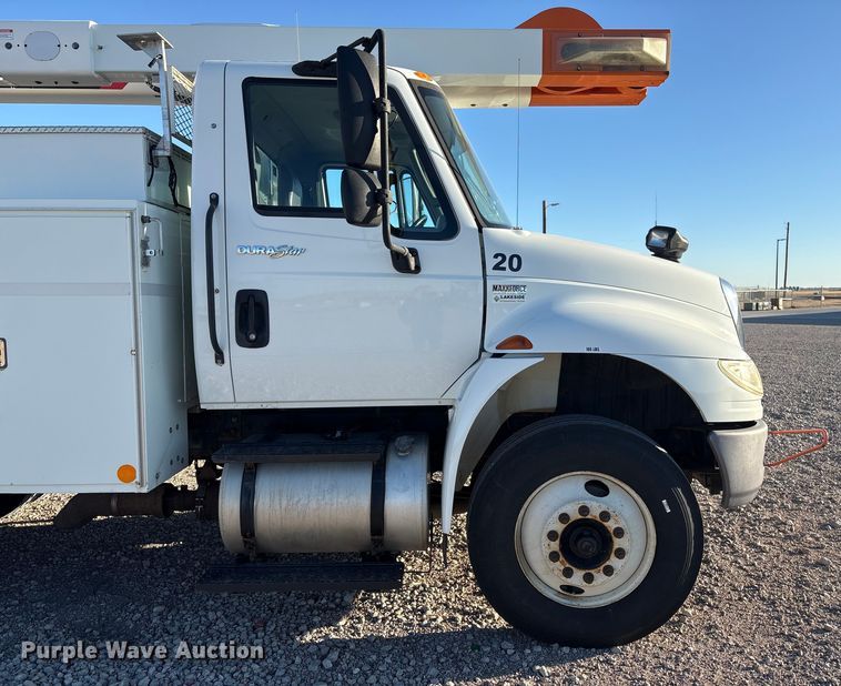 image for item FG2694 2012 International 4300 bucket truck