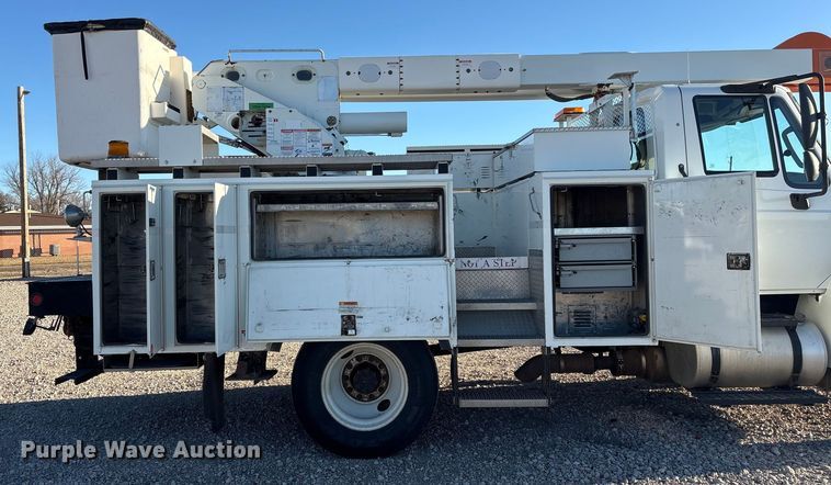 image for item FG2694 2012 International 4300 bucket truck