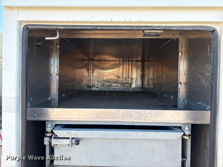 image for item FG2694 2012 International 4300 bucket truck