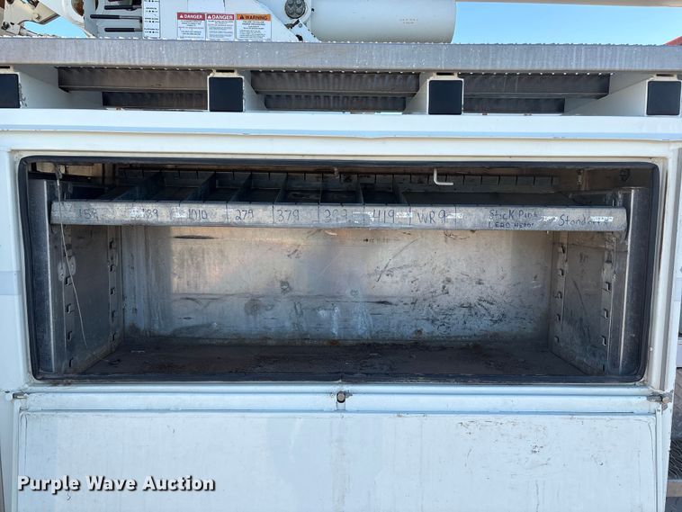 image for item FG2694 2012 International 4300 bucket truck