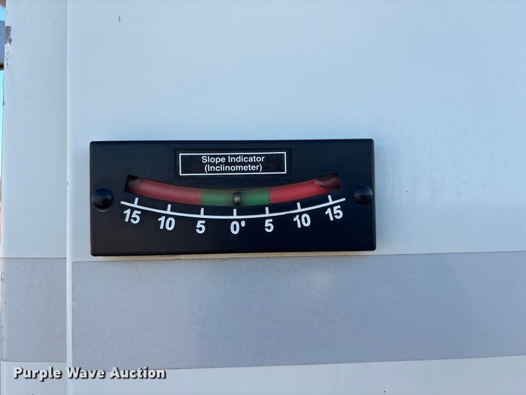 image for item FG2694 2012 International 4300 bucket truck