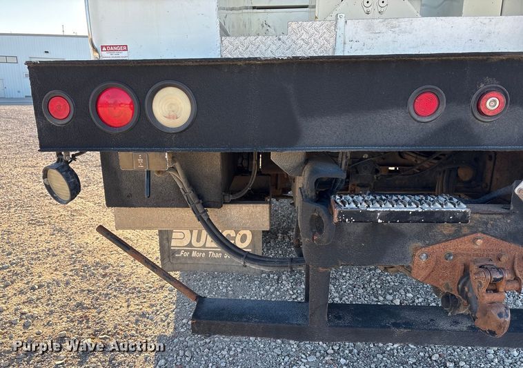 image for item FG2694 2012 International 4300 bucket truck