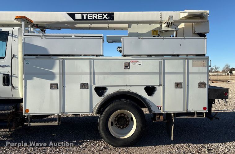 image for item FG2694 2012 International 4300 bucket truck