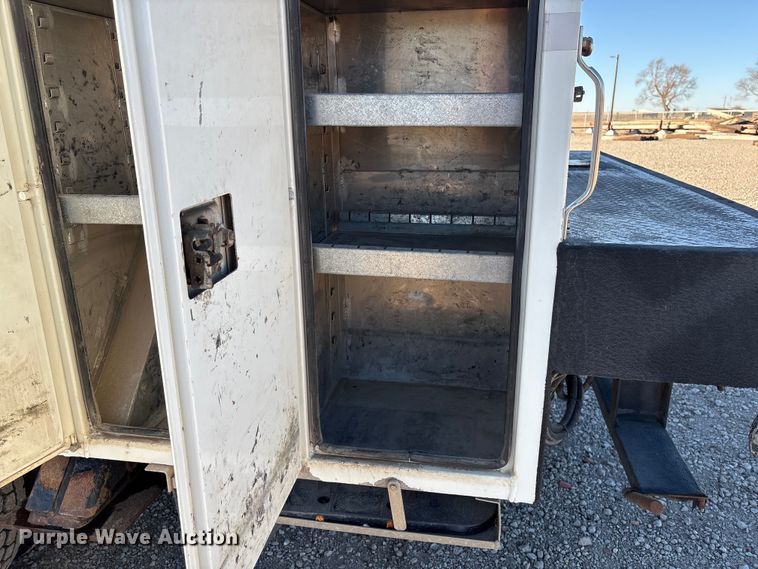 image for item FG2694 2012 International 4300 bucket truck