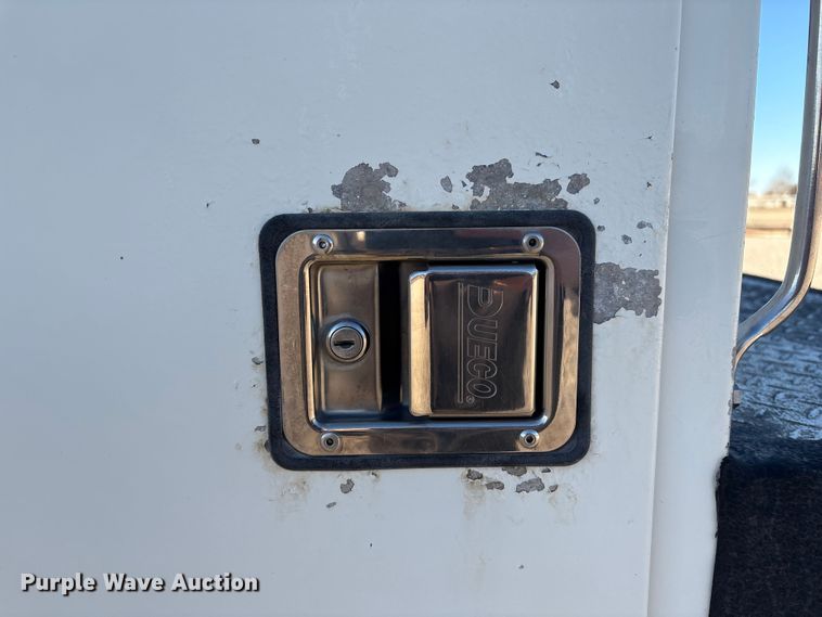 image for item FG2694 2012 International 4300 bucket truck