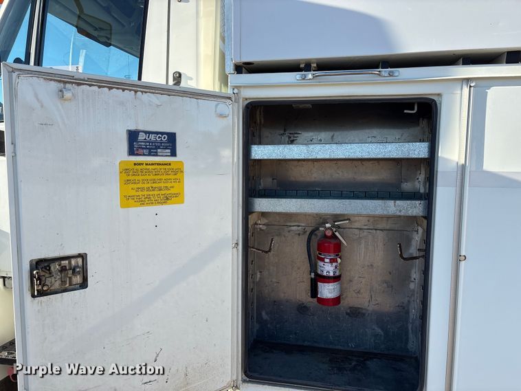 image for item FG2694 2012 International 4300 bucket truck